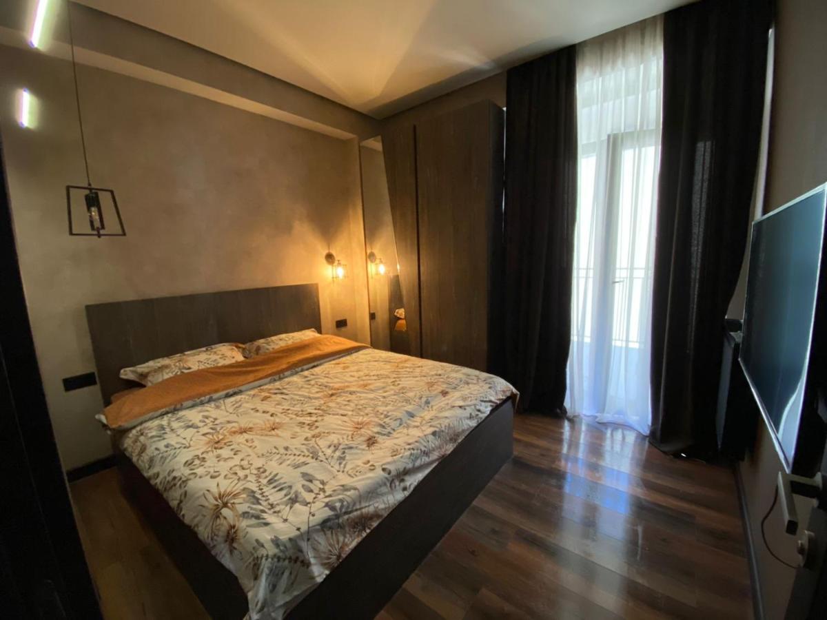 New Apartment With Terrace تبليسي المظهر الخارجي الصورة