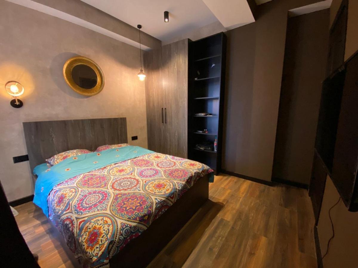 New Apartment With Terrace تبليسي المظهر الخارجي الصورة