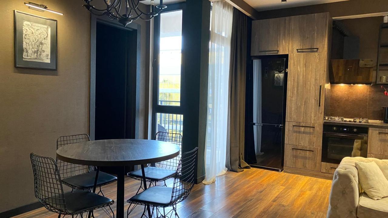 New Apartment With Terrace تبليسي المظهر الخارجي الصورة